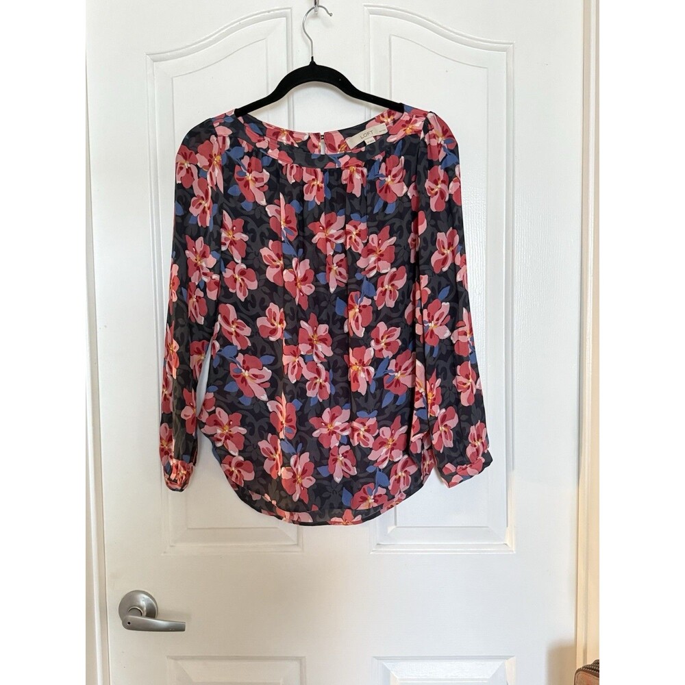 LOFT Petite Floral Blouse Long Sleeve Sheer Size M Spring Romantic Picnic Brunch